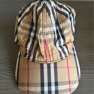 Burberry Baseball Cap S